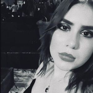 Meet your Posher, Dianet